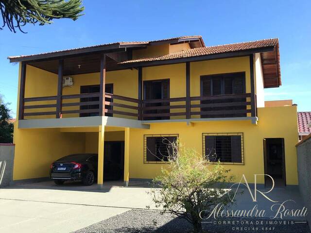 #0016 - Casa para Venda em Balneário Barra do Sul - SC