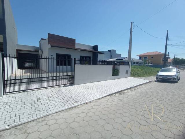 #0082 - Casa para Venda em Balneário Barra do Sul - SC - 2