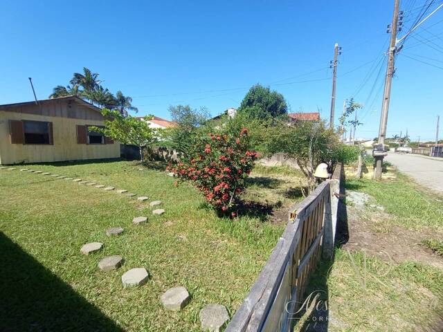#0092 - Casa para Venda em Balneário Barra do Sul - SC