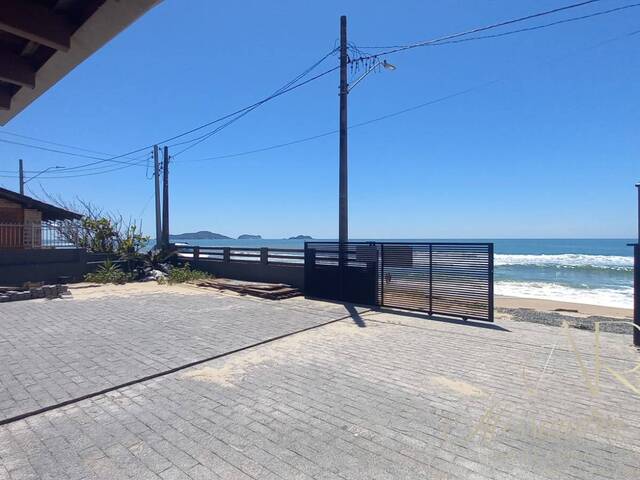 #0159 - Casa para Venda em Balneário Barra do Sul - SC