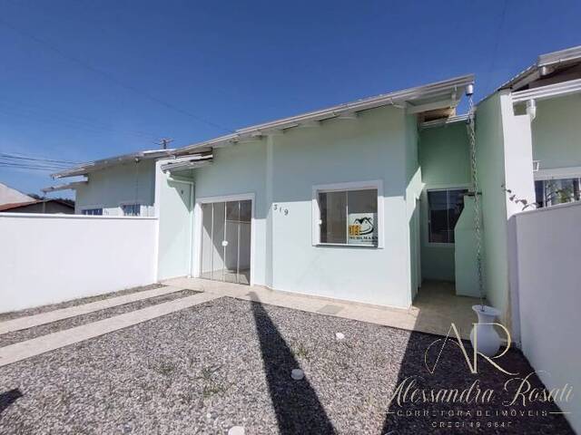 #0012 - Casa para Venda em Balneário Barra do Sul - SC