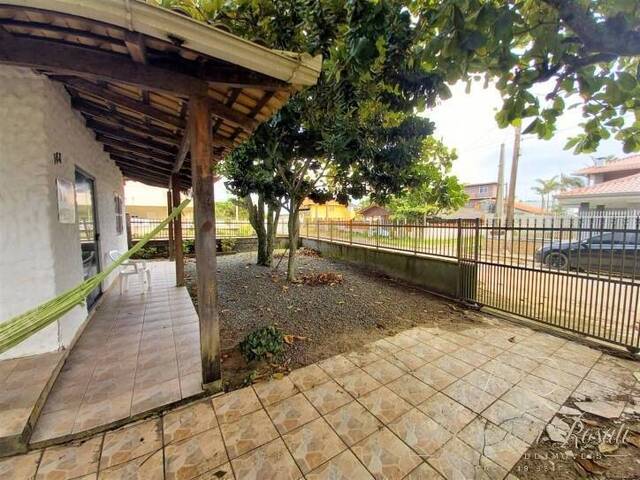 #0030 - Casa para Venda em Balneário Barra do Sul - SC - 2